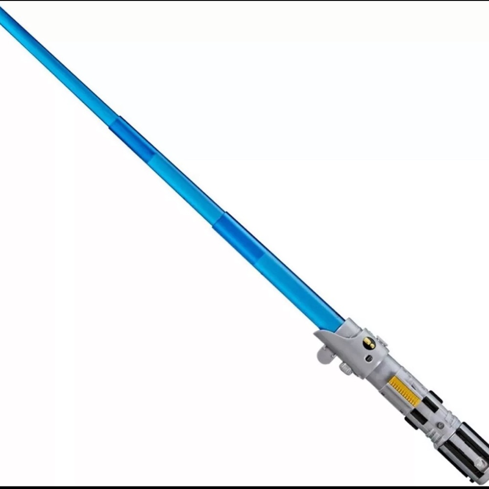 STAR WARS Lightsaber Forge Luke Skywalker Electronic Extendable Blue Lightsaber
